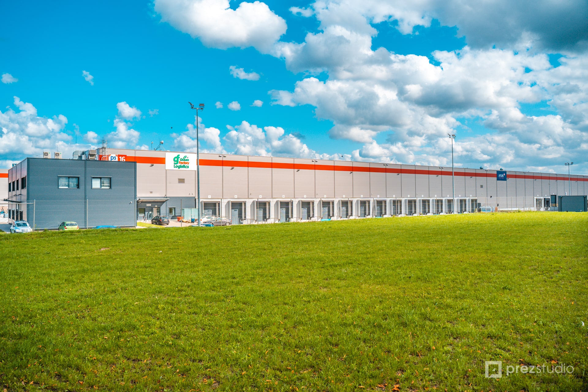 Green Factory - PrezStudio
